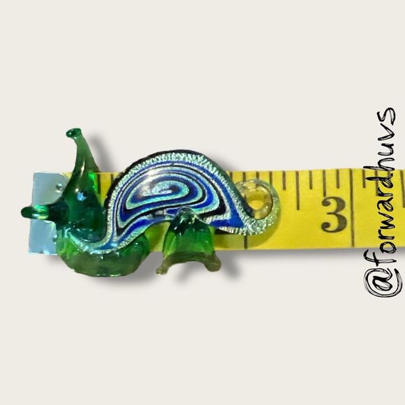 Hand Crafted Glass Seahorse Pendant – Swirled Blue, Green & White - Picture 3 of 6